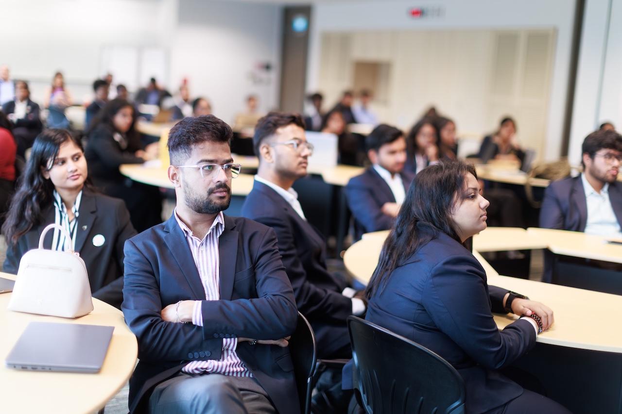 GCIP: Business and Entrepreneurship in Asia participants at SUSS